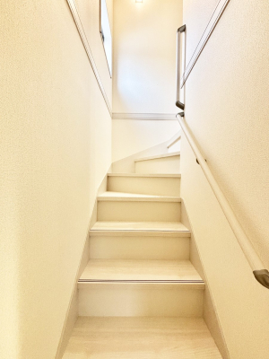 ���̑��@�K�i�͎肷��t���Ȃ̂ŏ����Ȃ��q���܂₲����̕������S�ł�