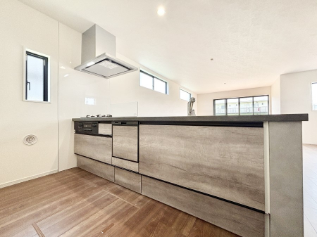 Lb`@u₩ȕʂ蔲Lb`B̂Ŗ邭Cɂ𗧂܂B  