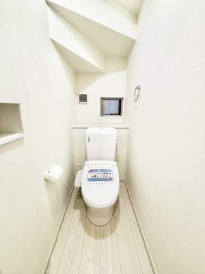 gC@gC1K2KꂼɔzuĂĂƂĂ֗łB 