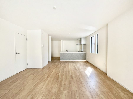 rO@Ƒ̓₩Șbŕ܂閾邢rO