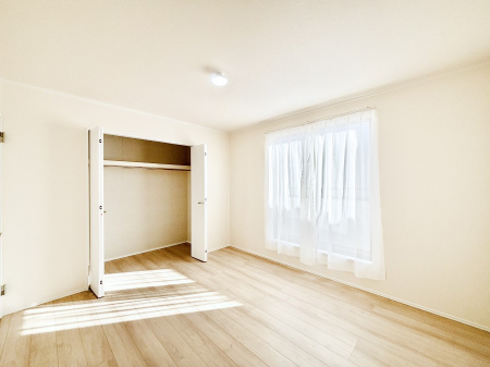 �q�������@�q�������ɂ��������߂Ȏ��[�X�y�[�X�����Ղ�̋���