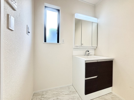 ���̑��@�������̂��郉���h���[�X�y�[�X