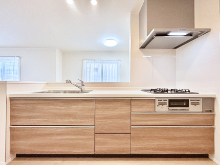 �L�b�`���@���r���O�����n����l�C�̃J�E���^�[�L�b�`���B �Ƒ��������Ȃ���Ǝ������邱�Ƃ��ł��܂��B