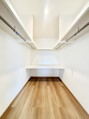 ̑@EH[NCN[[bg̊pŐԃXbL  