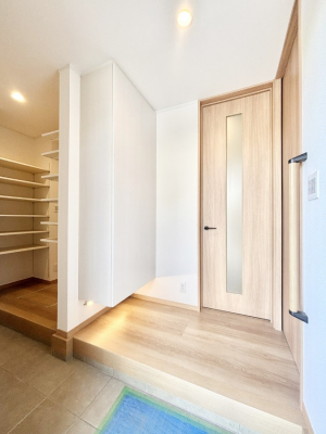 ց@V[YCN[NťցBƑŠCJȂǂ[ł܂B  