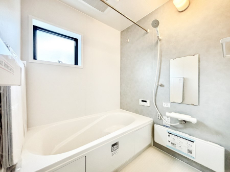 �����@����̔�����₷��؂ȃo�X�^�C���B�������Ƃ����C���y����Ŕ����Ƃ肽���ł��ˁI  