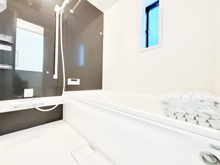 @̂_[NJ[ɂoX[1̔tbVI