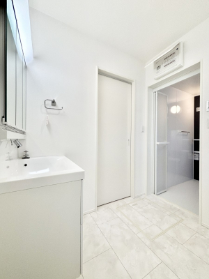 ̑@̂KԂłB̐gxxCǂg܂