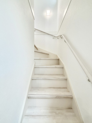 ̑@Ki͎肷tȂ̂ŏȂq܂₲̕Sł