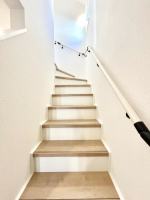 ���̑��@���S�����l�����K�i�ɂ͎肷���ݒu���Ă��܂�