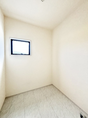 ̑@ʑXy[XƐ@u͂ꂼƗBƑłʑpł܂B