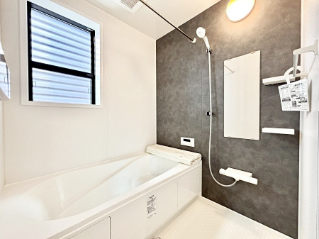 �����@����̔�������Ă���閾�邢�������̂���o�X���[��    