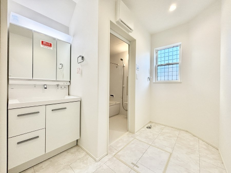 ���̑��@���������Ă���̂Ŏ��C�̑����ꏊ�ł����C���\���s���܂��B�����̐g�x�x���C�����ǂ��I