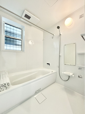 �����@����̔�������Ă���閾�邢�������̂���o�X���[��  