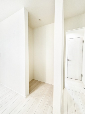 ���[�@�H�i�̃X�g�b�N�⒲�����̕ۊǂɕ֗��ȃp���g���[  