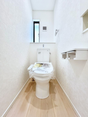 gC@gC1K2KꂼɔzuĂĂƂĂ֗łB 