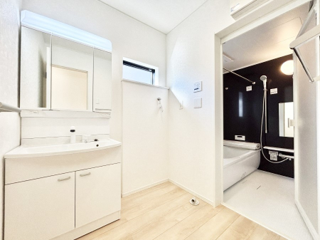 ʑEʏ@̂KԂłB̐gxxCǂg܂B 