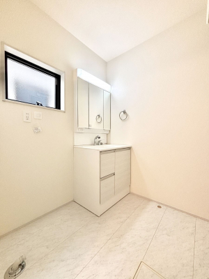 ���ʑ�E���ʏ��@���邢���ʏ��͖����̐g�x�x���y�����ł����Ⴂ�����ł��B