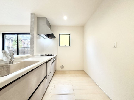 �L�b�`���@��Ƃ肠��L�b�`���ł͂��Ƒ��Ɗy�������������ł��܂��B