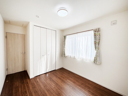 �q�������@�q�ǂ������ɂ҂�����̖��邢��ԁB