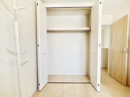 [@ߗނוȂǂ̎[ɕ֗ȃN[[bgtłI