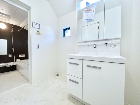 ̑@LXƂƂ̂郉h[Xy[XB  