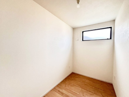 ���̑����ρ@�؂̉����肪�₳�����t���[�����O�͈��炬�������炷�Z���