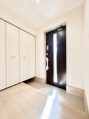 ց@KXXbg̓փhAɌ͂Ă܂@