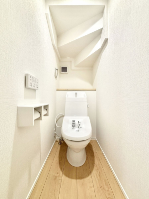 gC@gC1K2KꂼɔzuĂĂƂĂ֗łB 