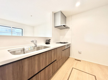 Lb`@Ƃ肠Lb`ł͂ƑƊył܂B