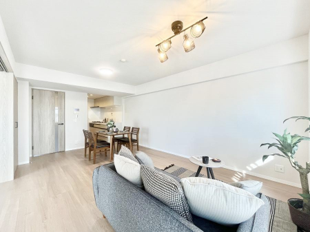 rO@Ƒ̓₩Șbŕ܂閾邢rO