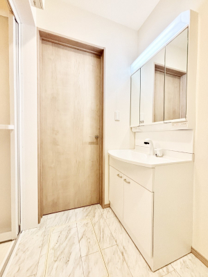 ���̑��@�L�X�Ƃ�Ƃ�̂��郉���h���[�X�y�[�X