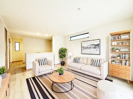 ���r���O�@�������������͋C�̂k�c�j�͉Ƒ��݂�Ȃ̉��K��ԁ��Ƌ��CG�ł�