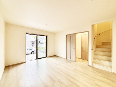 ���̑����ρ@�Ƒ������R�ƏW�܂�e���̃X�y�[�X�ɂȂ肻��