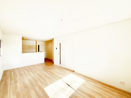 rO@i`eCXg̗D_炩Fg̃t[OfGȃrOłˁB