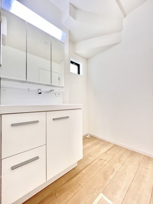 ̑@邢ʏ͖̐gxxyłႢłB    