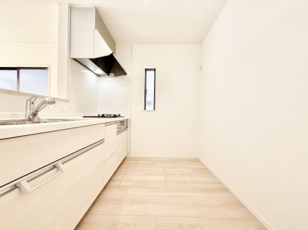 Lb`@u₩ȕʂ蔲Lb`B̂Ŗ邭Cɂ𗧂܂B  