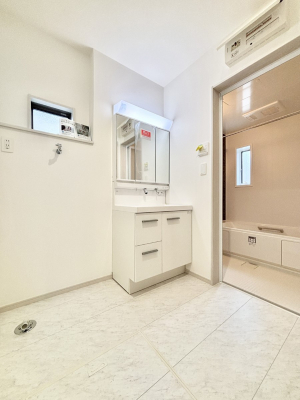 ���̑��@�g�x�x���X���[�Y�ɂ����Ȃ���E�ߏ�       