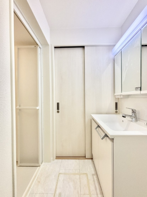 ���̑��@�������̂��郉���h���[�X�y�[�X