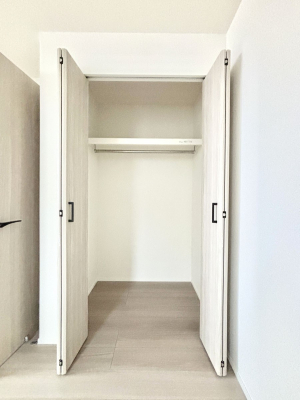 ���[�@�����Ղ�̎��[�X�y�[�X�ŉ��K�ɕ�点���� 