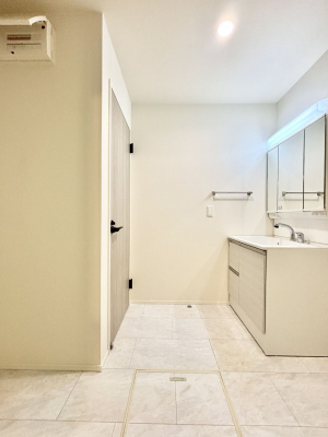 ���ʑ�E���ʏ��@���邢���ʏ��͖����̐g�x�x���y�����ł����Ⴂ�����ł��B