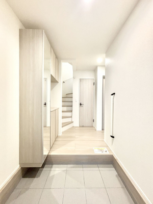 ���ց@�Ƒ��̋A��₨�q�l�������������}���錺��  