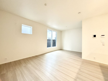 ���̑����ρ@���邢2�K���r���O�I�O����̎������V���b�g�A�E�g���ĉƑ��̃v���C�o�V�[�����܂��B