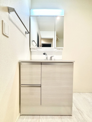 ���ʑ�E���ʏ��@���邢���ʏ��͖����̐g�x�x���y�����ł����Ⴂ�����ł��B