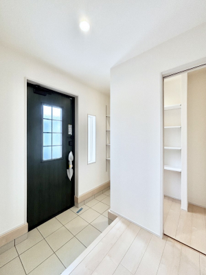 ց@V[YCN[NťցBƑŠCJȂǂ[ł܂B