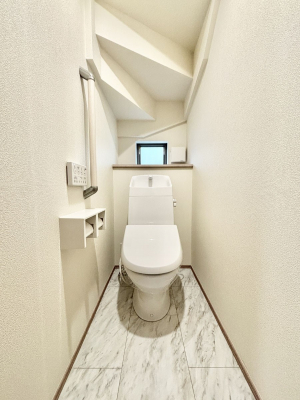 gC@gC1K2KꂼɔzuĂĂƂĂ֗łB 