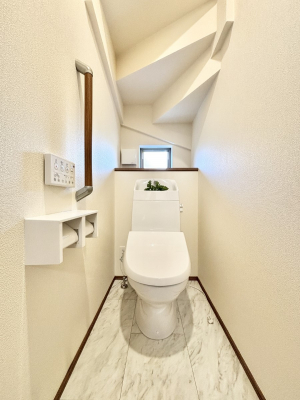 gC@gC1K2KꂼɔzuĂĂƂĂ֗łB 