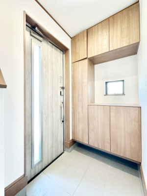 ���ց@���ʔ��͂��Ƒ��̎ʐ^��G�߂̃C���e���A�ŏ���I�Ƃ��ĉ��o�ł��܂�