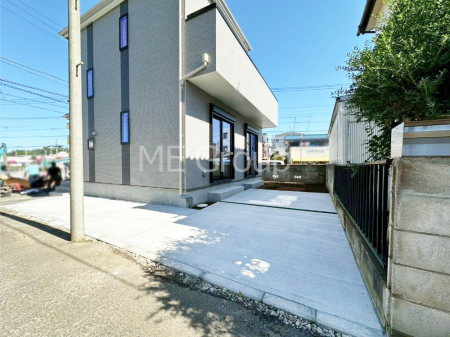 ���n�O�ώʐ^�@�������ꂽ�O�ρA�㎿�ȏZ��Ԃ��L���鎺���͉i�����S���ĉ߂�����Z���ł��B 