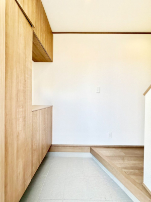 ���ց@�Ƒ��̋A��₨�q�l�������������}���錺��